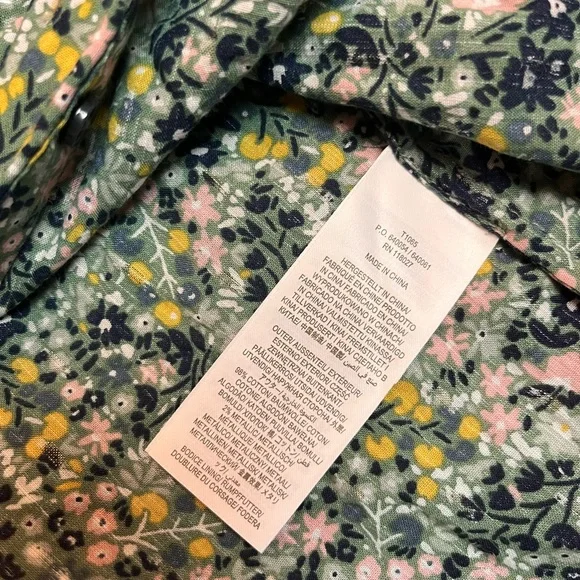 Boden Ditsy Floral Print Green Peasant Style Button Down Shirt Blouse Size 14 - Picture 5 of 5
